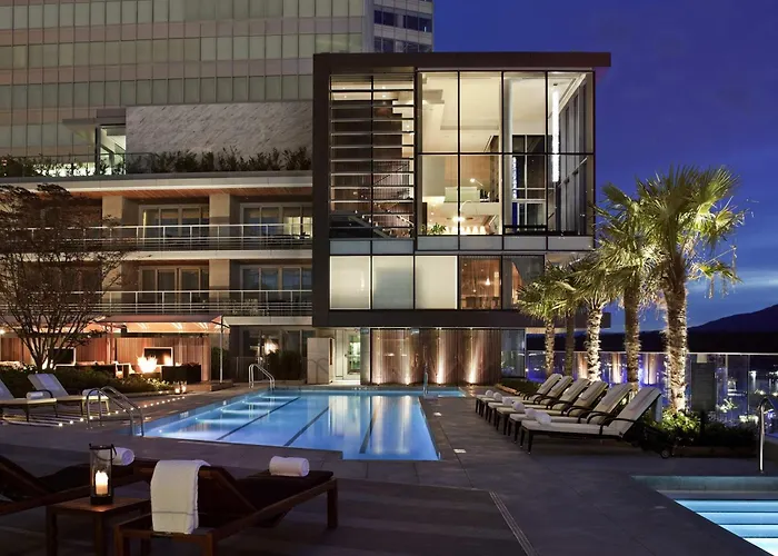  Fairmont Pacific Rim