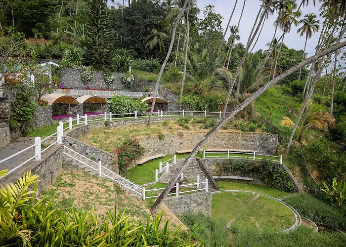 Flame Tree Estate &