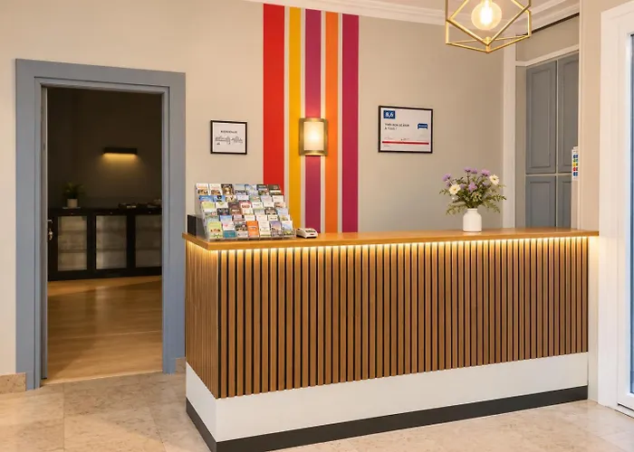 The Originals City, Hôtel Le Savoy, Caen (Inter-Hotel)