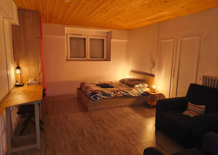 Au parfait, T2 Rdc, frais, jardin, calme, parking, idéalement placé