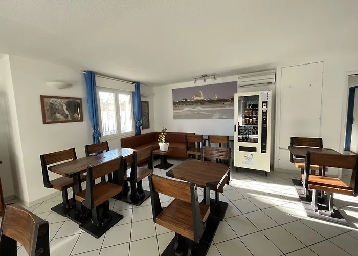 Hôtel Les Arcades
