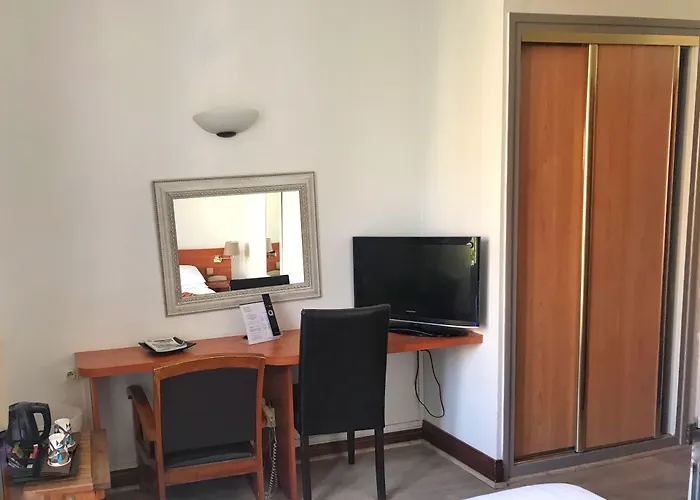 Hotel Colbert