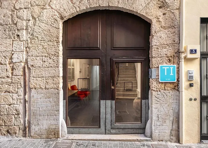 Antiguo Brondo Selfcheck-In Smart Rooms