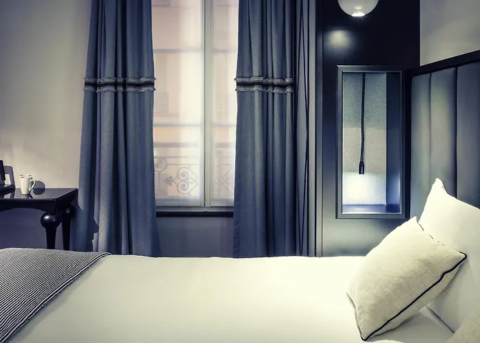 Mercure Arc De Triomphe Wagram