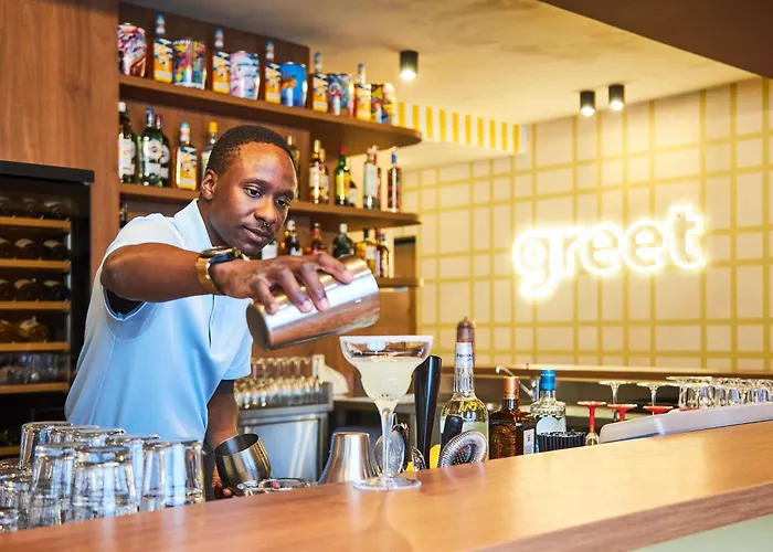 greet hotel Marseille Parc Chanot Velodrome