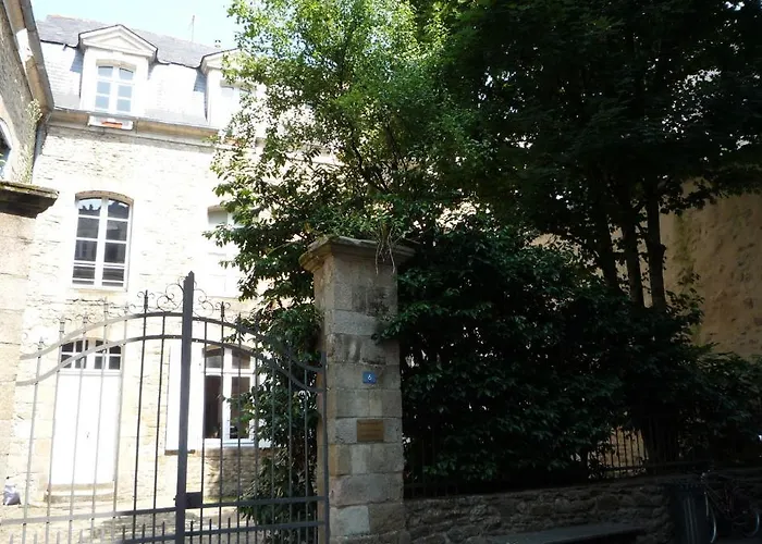 Appartement de charme coeur historique parking privé