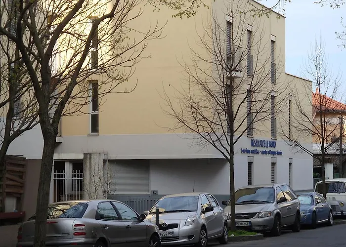 Self Catering: Le Patio Des Traboules