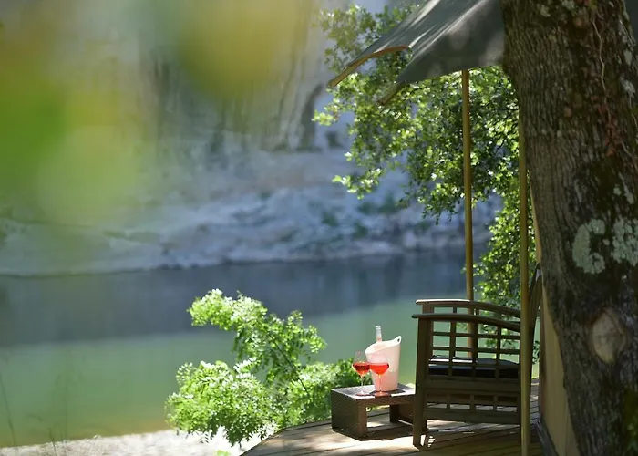 Prehistoric Lodge - Adult Only