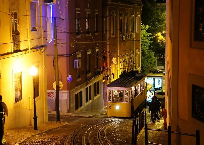  Sky Lofts Lisbon - Guesthouse