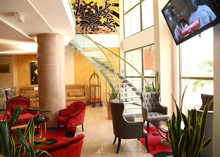 Hôtel 4 étoiles: Hôtel Fleur de Lys Plateau