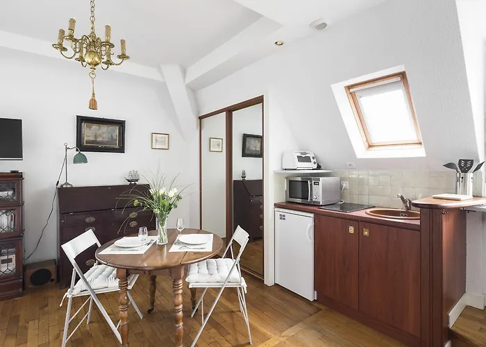Le Chateaubriand By Cocoonr