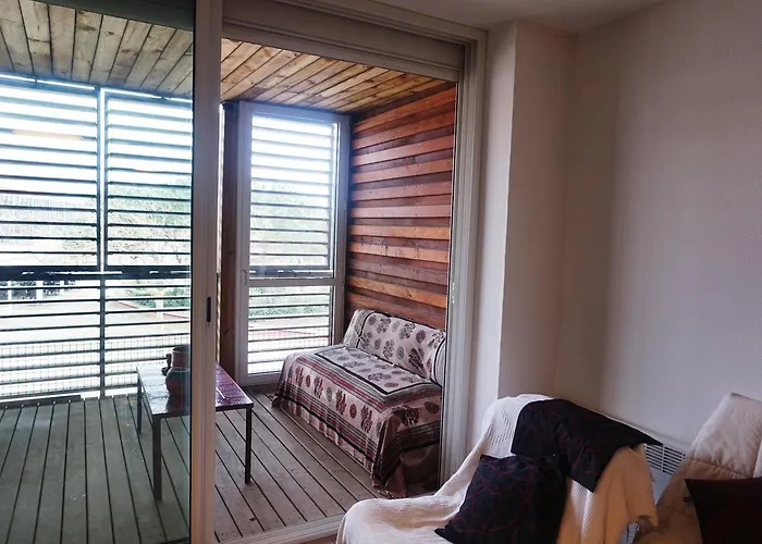 16 Residence Place Dufau -098