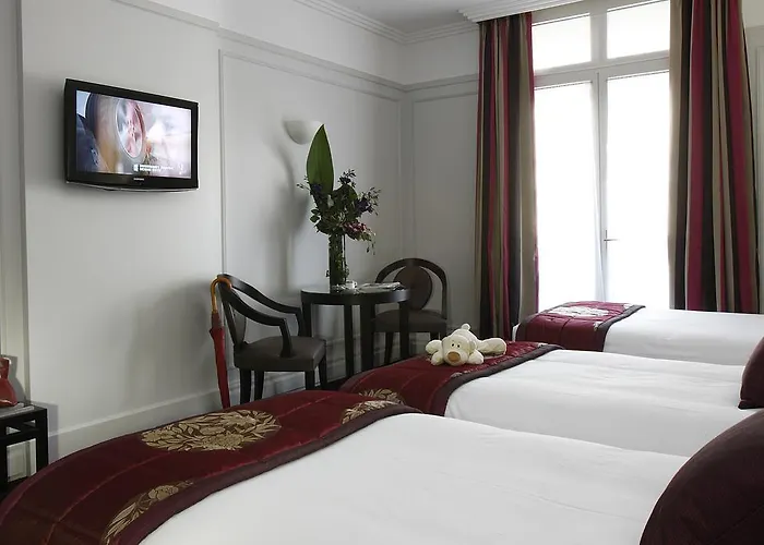 Hôtel de plage: Hotel California Champs Elysees