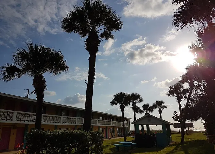 South Beach Inn - Cocoa Beach