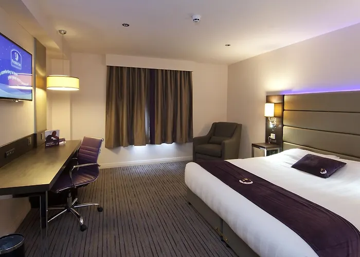  Premier Inn London Holborn