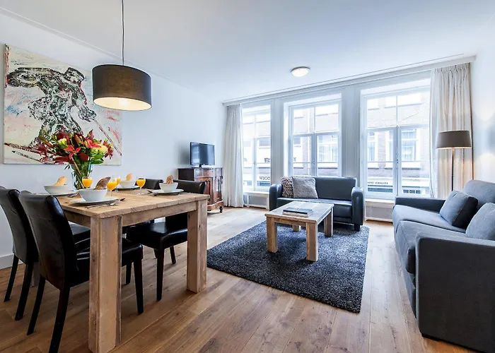 Short Stay Group Jordaan Laurier Serviced s