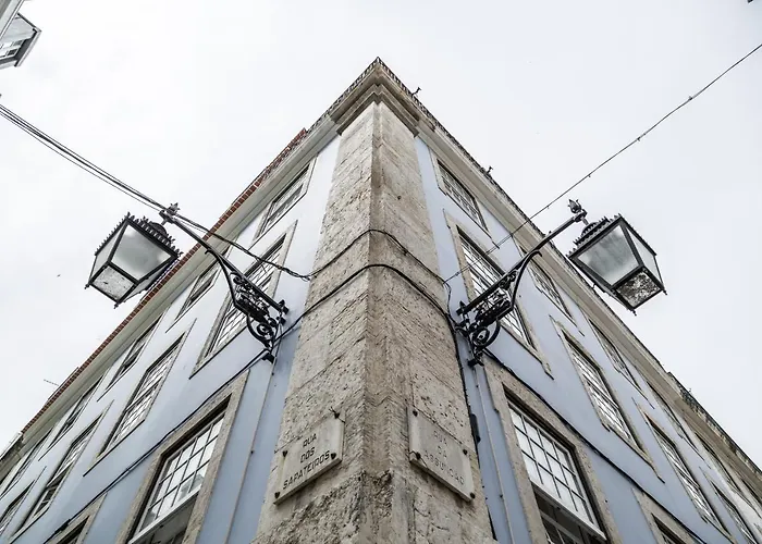 Dare Lisbon House