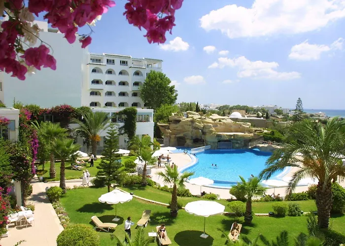 Hôtel 5 étoiles: Royal Azur Thalasso Golf