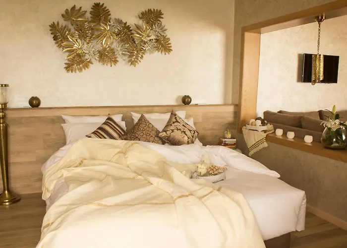 Hôtel avec piscine: Mabrouk Hotel And Suites- Adult Only