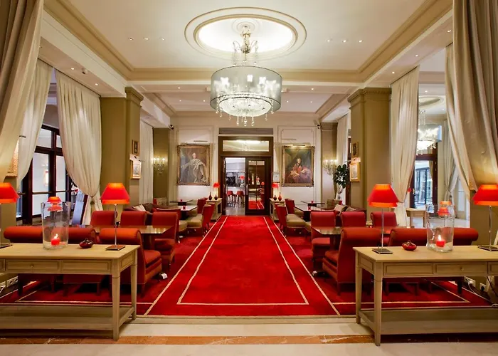 Hôtel de plage: Hotel California Champs Elysees