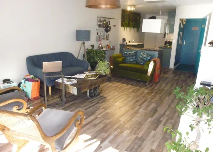 1 Chambre, 1 P'tit dèj', 1 Sourire