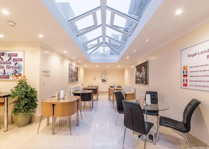 Royal London Hotel By Saba