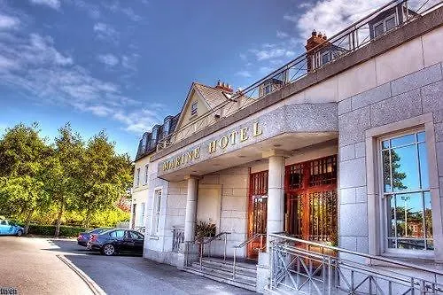 Hôtel de golf: Marine Hotel