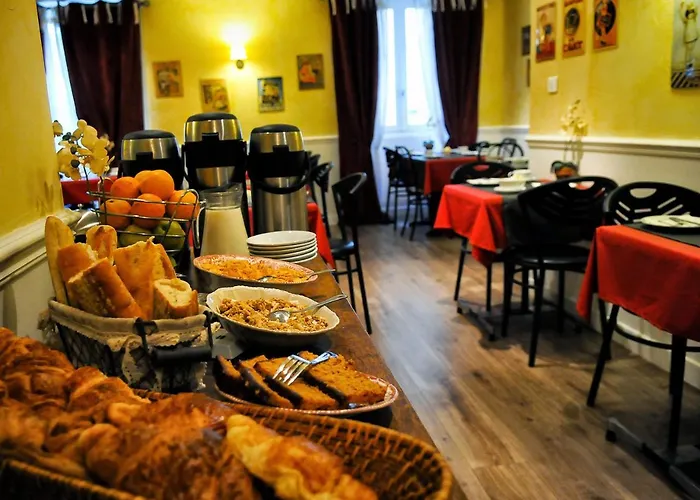 Logis Hotel Orly