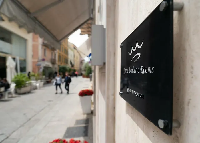 Hôtel central: Corso Umberto Rooms