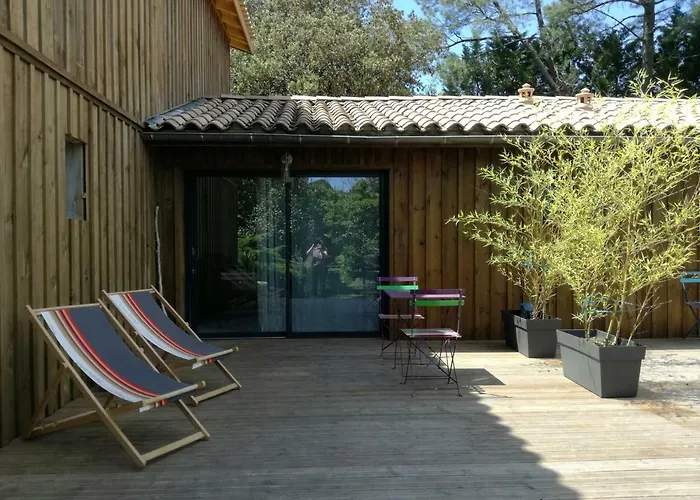 Le Domaine D'Azae