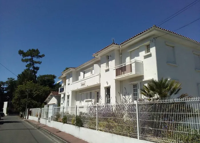 Appartement Proche Plage Et Commerces
