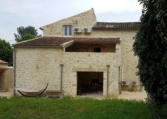 Charmante bastide à Vallon Pont d'Arc