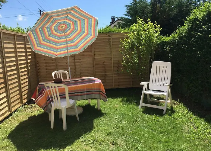 Joli Rez De Jardin Houlgate