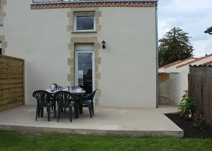 Maison de vacances: A chacun son nid