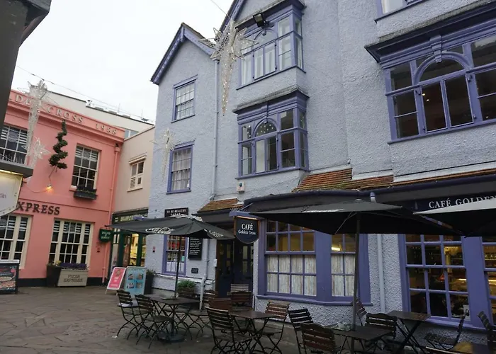 Hôtel central: Golden Cross Guesthouse