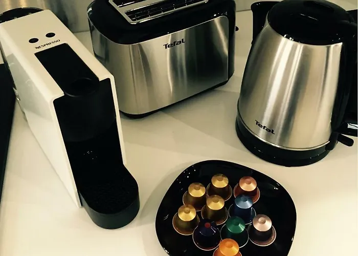 La Galerie Des Glaces