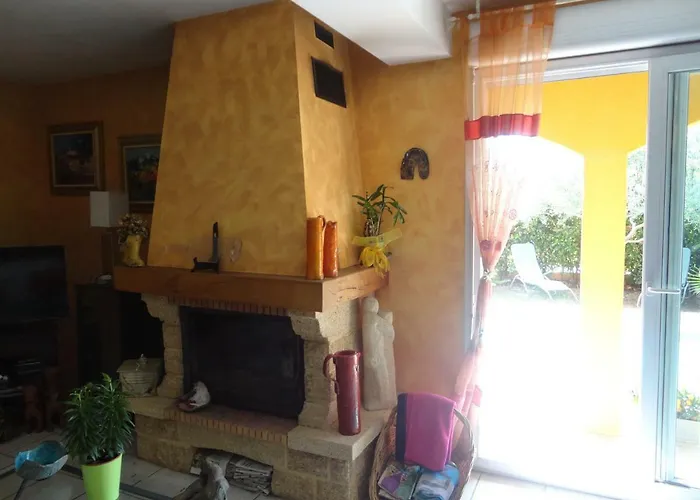 Deux Chambres Chez L'Habitant Dans Villa De Charme Avec Piscine Et Proche Mer