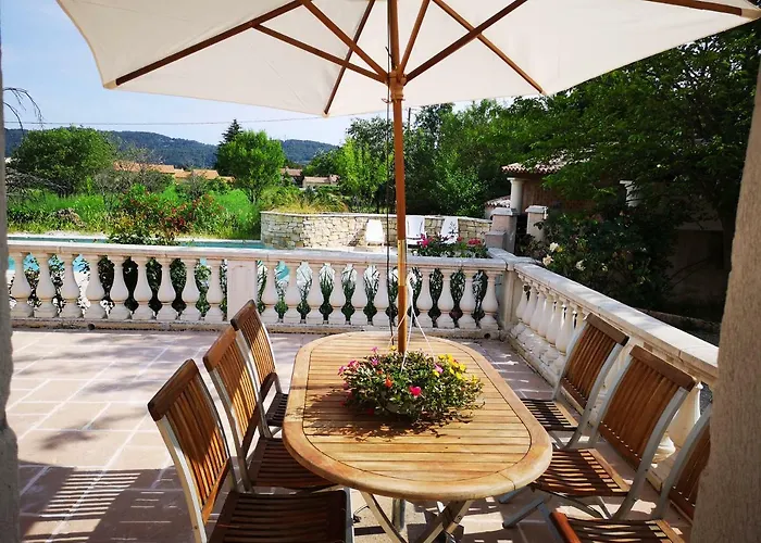 Hôtel avec piscine: gîte de la Rose