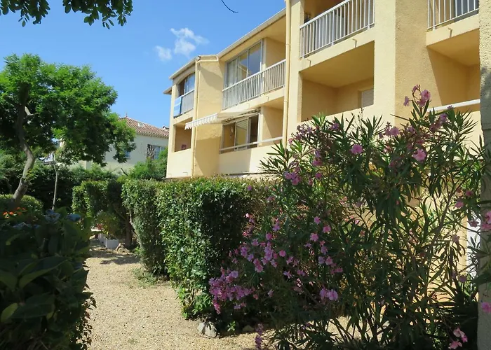 Appartement Port Fréjus avec Loggia et accès Plages à pieds