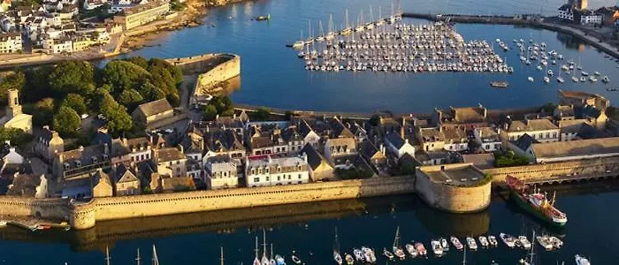 Le Petit Courcy