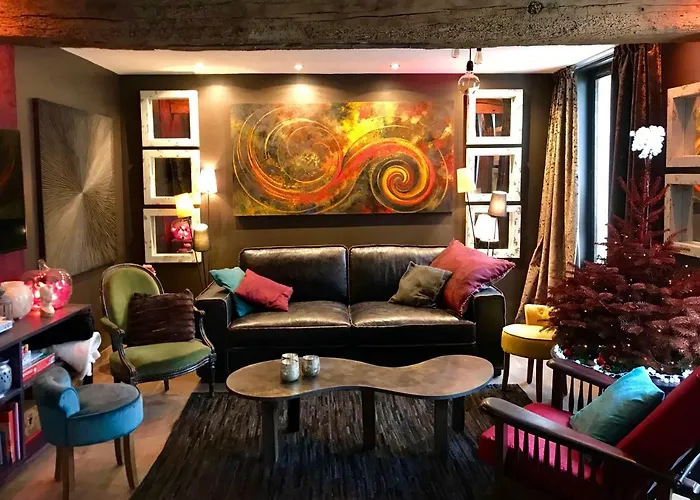 L'Elegance Au Coeur Du Medieval
