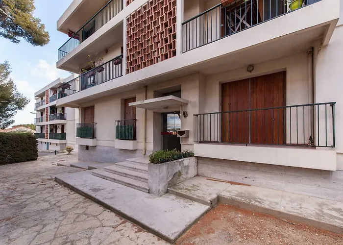 Apartment T2 Confort - Calme - Proche plage