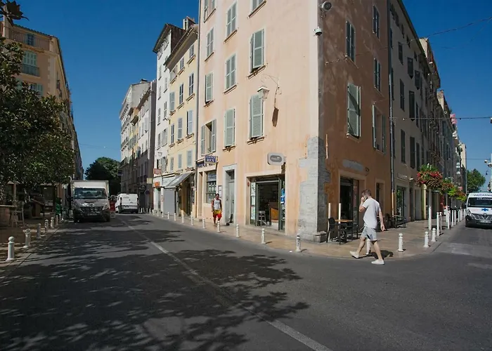 GregBnb - Centre ancien - CLIMATISÉ - T2 Mezzanine - 6eme étage