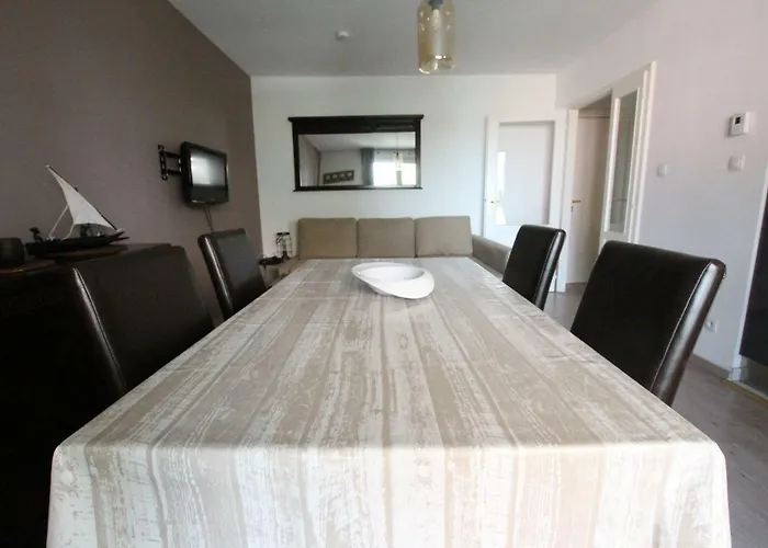 Colmar City Center - Appartement Galtz Terrasse And Free Parking - Bookingalsace