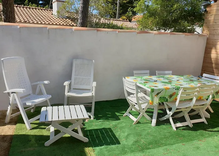 Pousse le portail et pose toi sur la plage