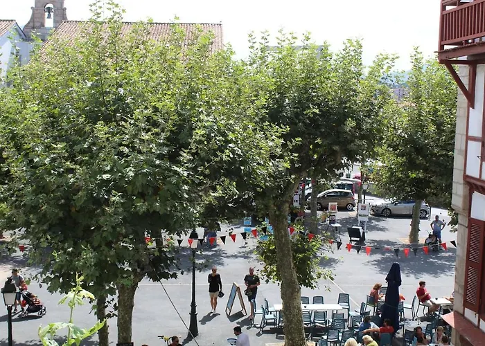 Place Louis XIV 2 Hyper Centre