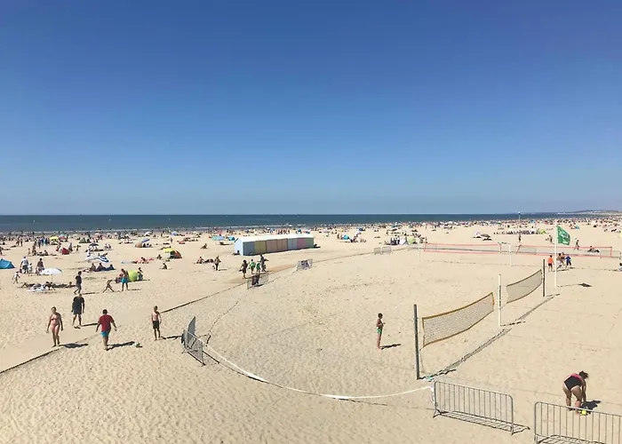 Appartement à 30 m de la plage - balcon - lumineux - wifi - Le Cérès 2