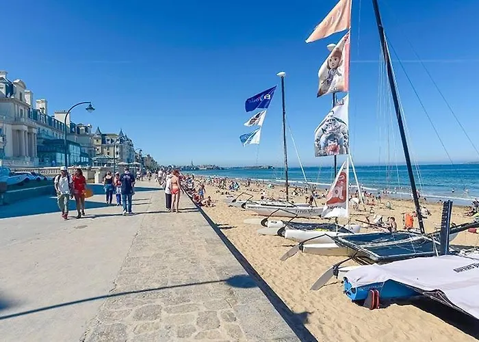 Maison *** 400m plage du sillon et thermes marins