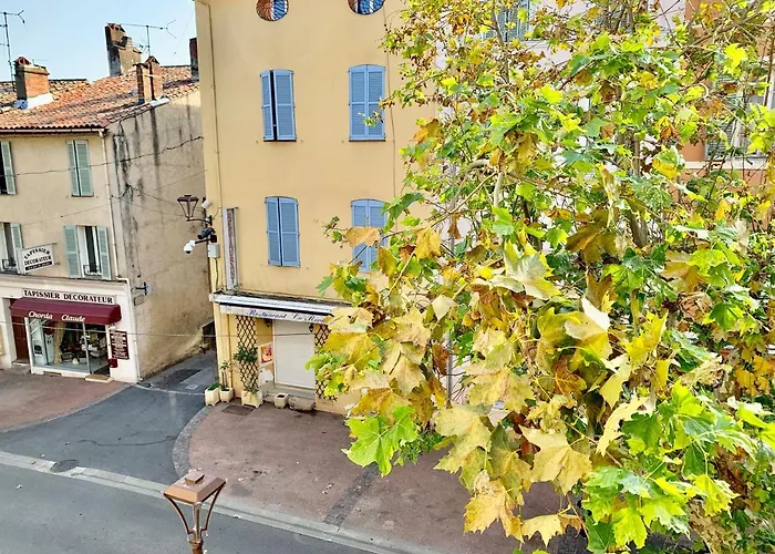 Splendide Studio au cœur historique de Fréjus